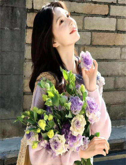 《LOVELYyue沉月个站》观影指南：如何理解深刻的主题思想 拓展思维视野